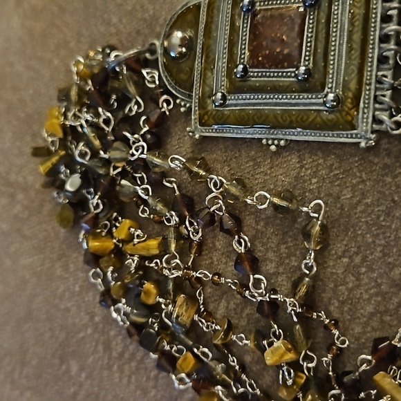 TRESKA Multi-chain Tiger Eye Ethnic Pendant Castlecore Choker Necklace - Picture 4 of 7